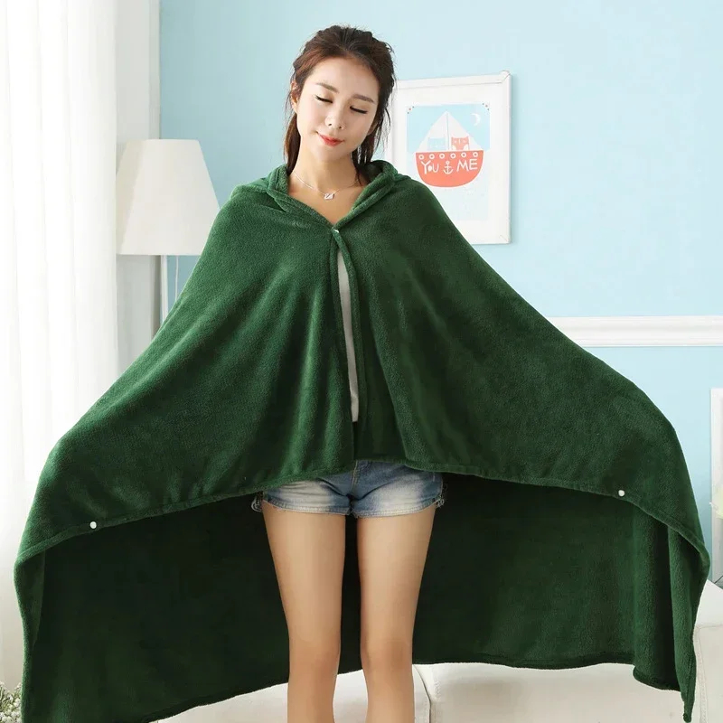 Attack Titan Cloak - 2026 Attack on Titan Decke Flanell-Umhang